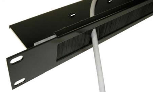 不掉毛機(jī)柜空調(diào)密封毛刷----來(lái)自傲群制造