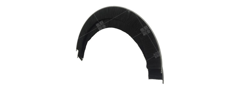 耐老化擋泥板防飛濺毛刷是掛車的好幫手【傲群刷業(yè)】