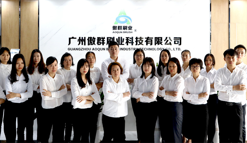 機柜密封毛刷生產(chǎn)廠家，向世界展示團結(jié)有序【傲群刷業(yè)】
