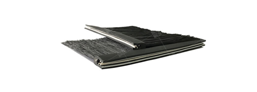 機柜進線毛刷為什么如此受眾？傲群毛刷廠告訴你