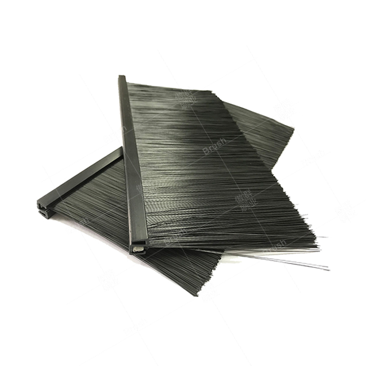定制機(jī)柜門(mén)密封毛刷，找傲群毛刷廠