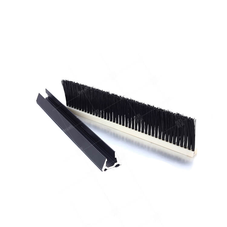 掉絲、斷絲的扶梯毛刷可別再用了「傲群刷業(yè)」