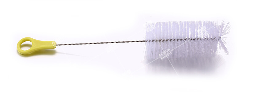 尼龍清潔刷與海綿清潔刷相比，哪個更好用？