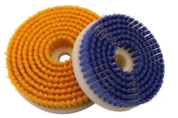 圓盤(pán)刷在工業(yè)中四大應(yīng)用是什么？盤(pán)點(diǎn)圓盤(pán)刷的四大工業(yè)應(yīng)用