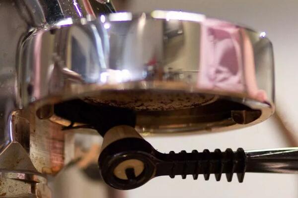 咖啡機(jī)清潔刷頭使用攻略，輕松清洗咖啡機(jī)