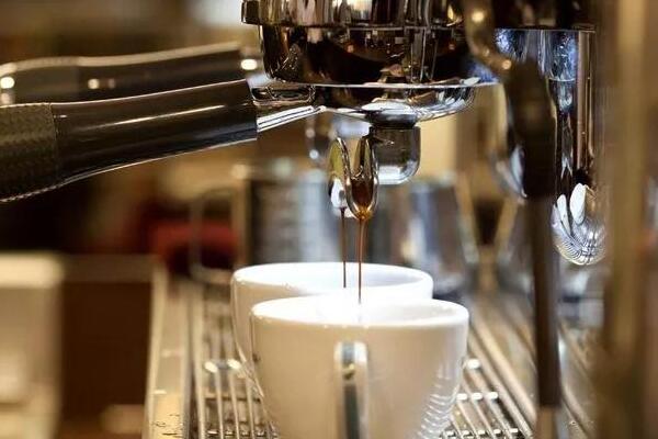 咖啡機(jī)萃取清潔刷多久更換一次？終極清潔秘籍揭秘！