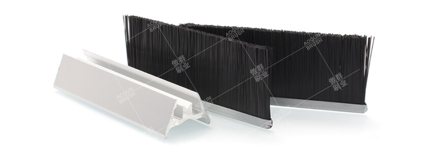 扶梯旁邊的毛刷 扶梯旁邊的毛刷