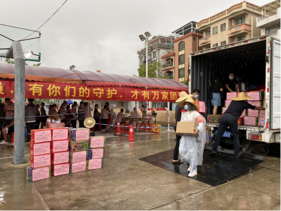 “疫”路同行 全力守護|傲群刷業(yè)再次捐贈防疫物資