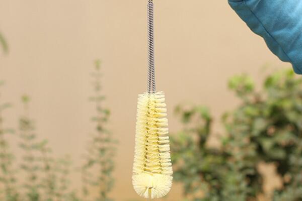 玻璃花瓶污垢清除小妙招 玻璃花瓶污垢清除小妙招