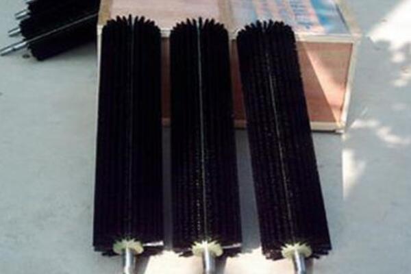 工業(yè)毛刷輥廠家 工業(yè)毛刷輥廠家