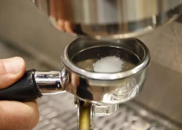 咖啡機(jī)清潔刷種類有哪些 咖啡機(jī)清潔刷種類有哪些