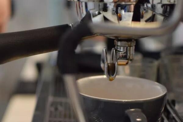 咖啡機(jī)清潔刷怎么用 咖啡機(jī)清潔刷怎么用