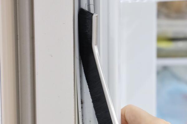 浴室玻璃縫隙清潔刷 浴室玻璃縫隙清潔刷