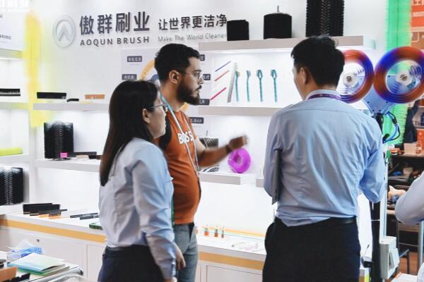 傲群第一期廣交會(huì)“開門紅”01 傲群第一期廣交會(huì)“開門紅”01