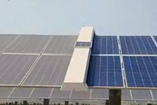 常見的三種光伏板清洗方法 常見的三種光伏板清洗方法