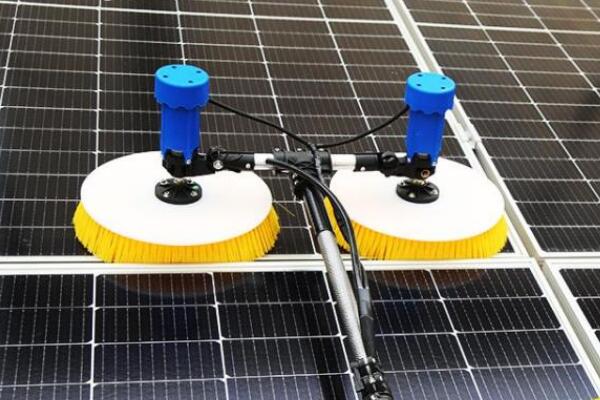 家用光伏玻璃清洗電動毛刷怎么用