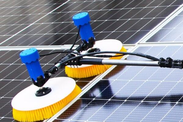 正確使用光伏電動毛刷方法