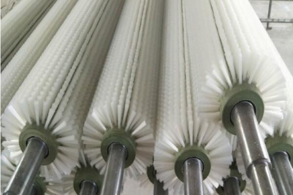 工業(yè)清洗毛刷輥定做多少錢 工業(yè)清洗毛刷輥定做多少錢