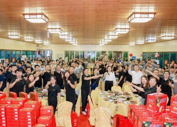 中秋快樂 花好月圓